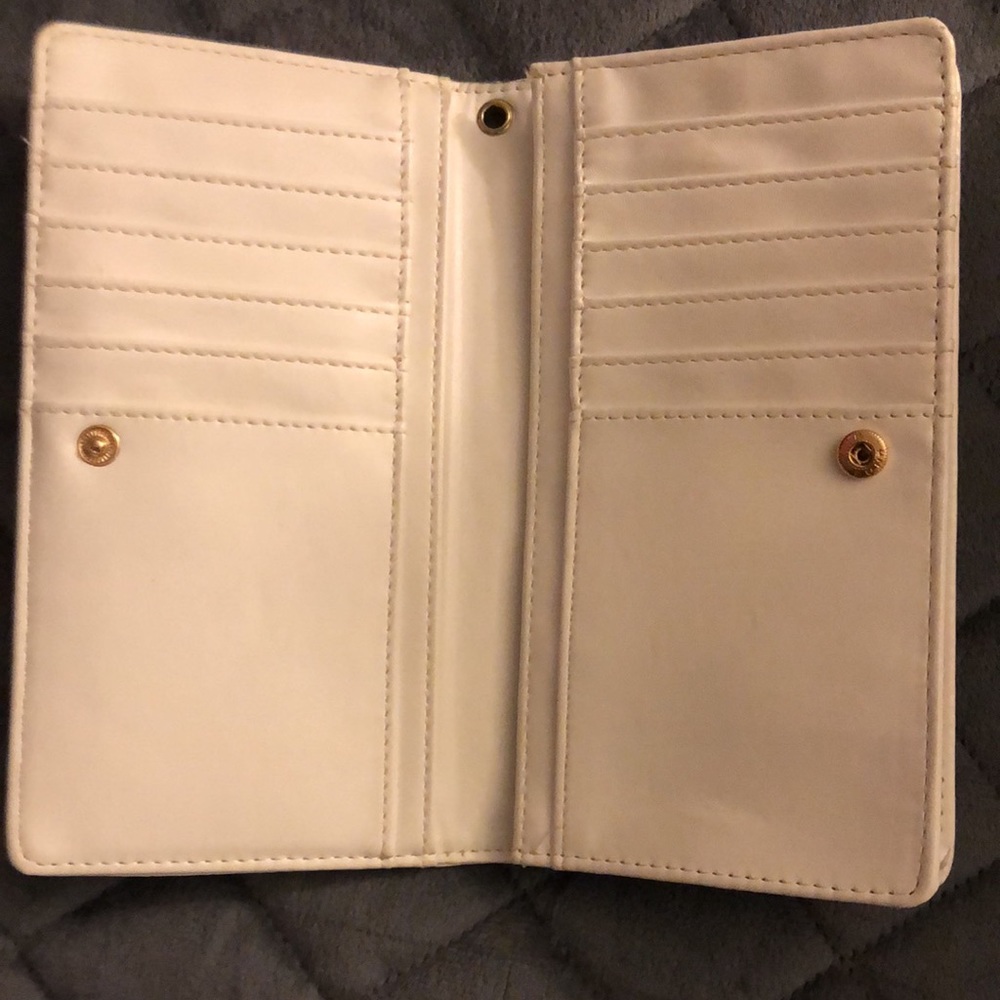 Wallet - Picture 3 of 5
